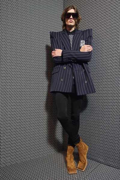 Look 19